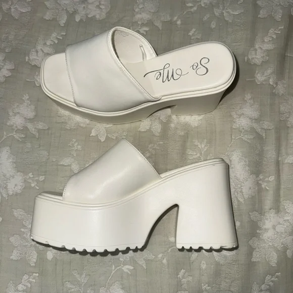 WHITE PLATFORM OPEN-TOE BLOCK HEELS - Picture 4 of 6